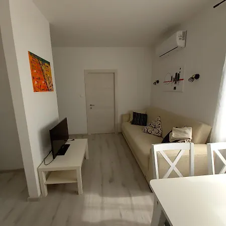 Apartmani Pajalic Krk Town Exterior photo