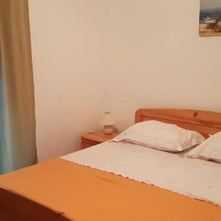 Apartmani Pajalic Krk Town Exterior photo