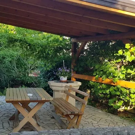 Apartmani Pajalic Krk Town Exterior photo